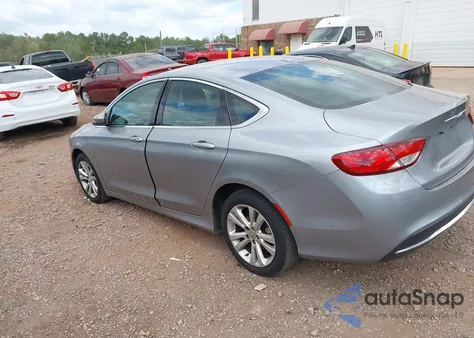 2016 Chrysler 200 Limited z USA, uszkodzony, nr VIN 1C3CCCAB2GN136508